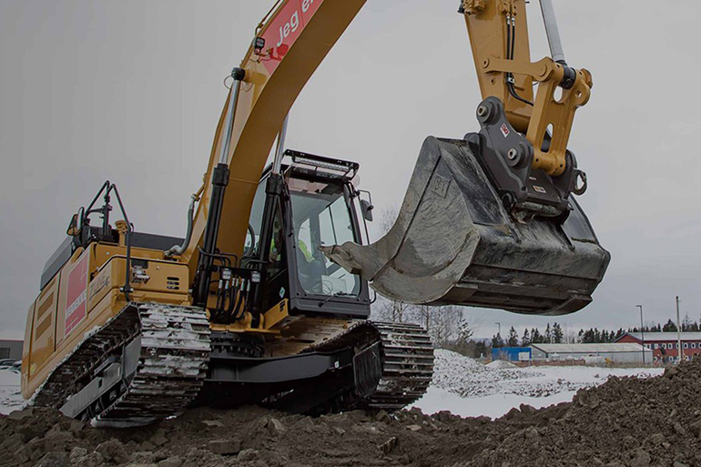 Electric excavator with Danfoss' Digital Displacement technology is part of a green evolution in hydraulics. Courtesy of Danfoss