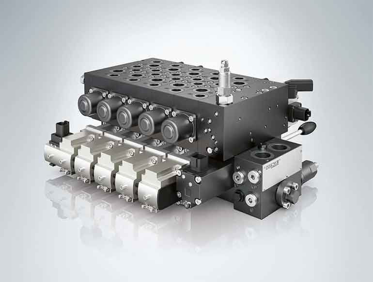 HAWE'S MICK provides efficiency and safety through combined mast and support control with CAN bus.