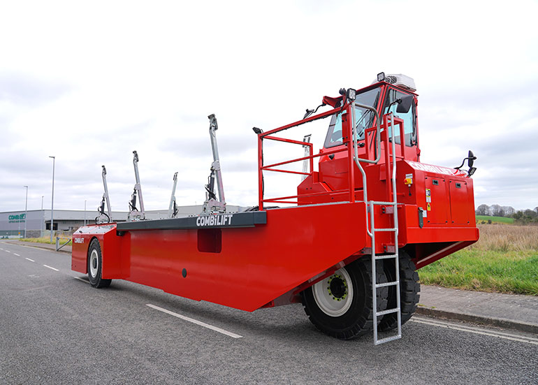 Six hydraulic cylinders provide the lifting and holding functions on the sliding load supports on the COMBi-SPI self-propelled inloader.
